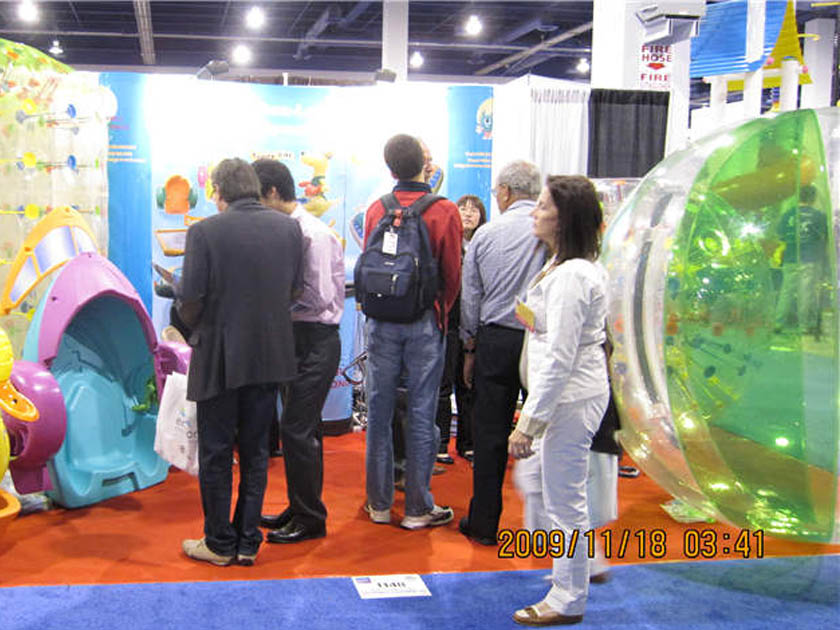 IAAPA 2009 IN Orlando